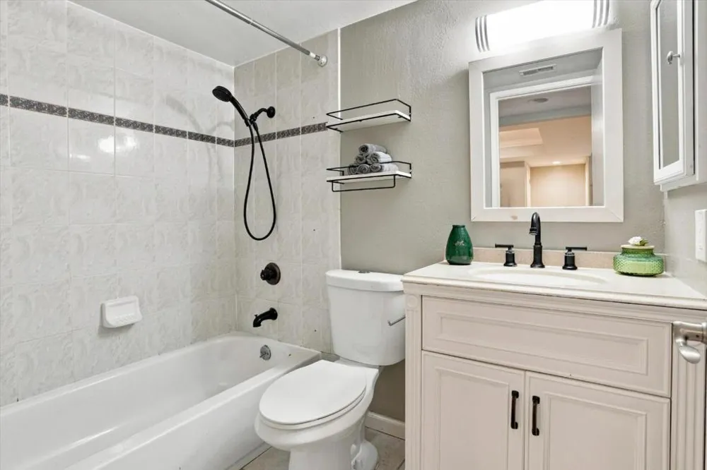 2424 Sequester Court San Jose, CA 95133