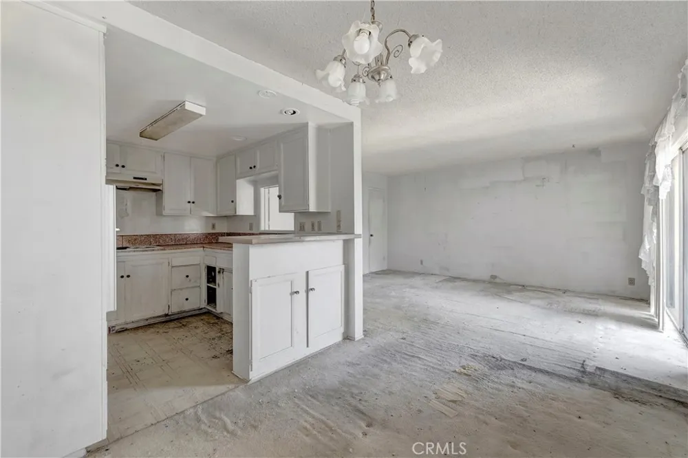 14919 S Normandie #27 Gardena, CA 90247