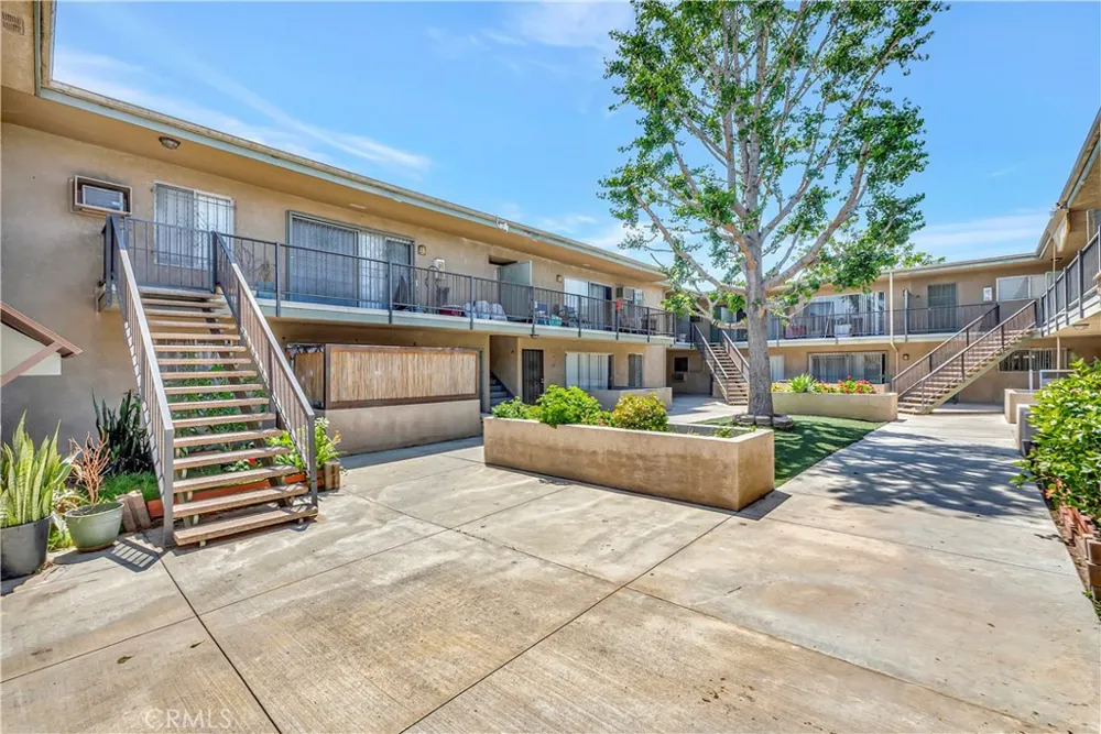 14919 S Normandie #27 Gardena, CA 90247