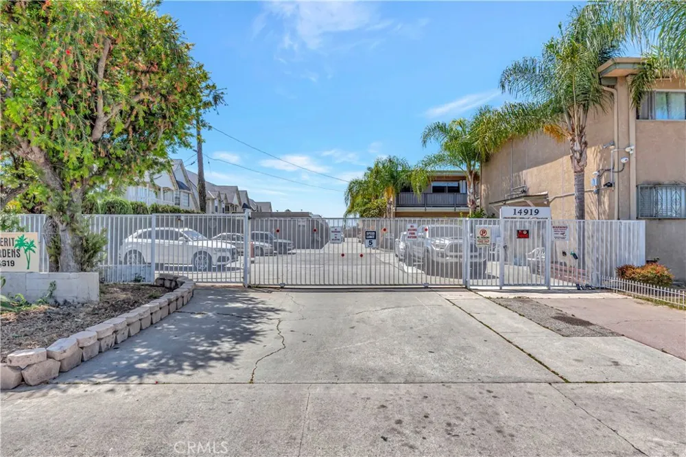 14919 S Normandie #27 Gardena, CA 90247