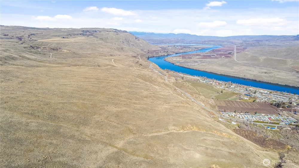175 Morris Lane Bridgeport, WA 98813
