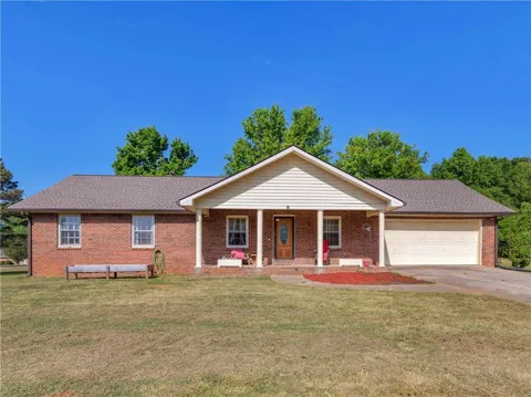 121 Rosser Road