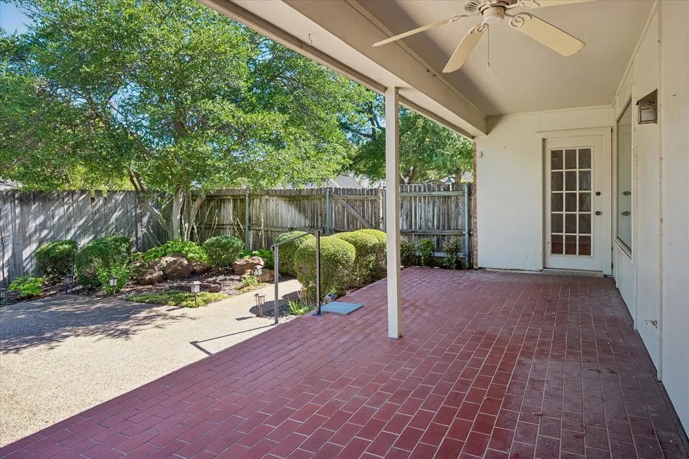 5516 Valparaiso Trail Arlington, TX 76017