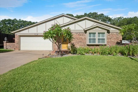 5516 Valparaiso Trail