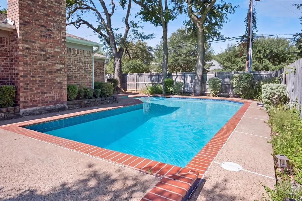 5516 Valparaiso Trail Arlington, TX 76017