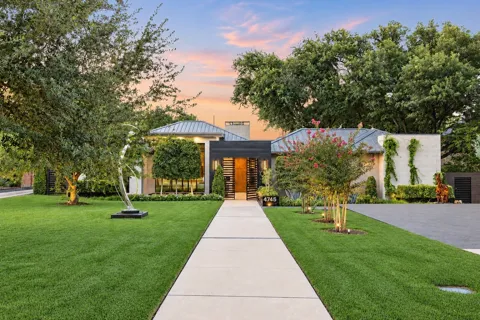 4745 Crooked Lane