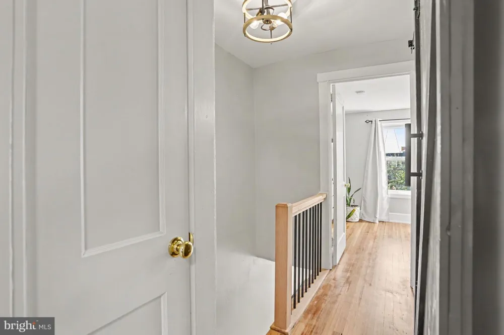 542 REYNOLDS Lancaster, PA 17602