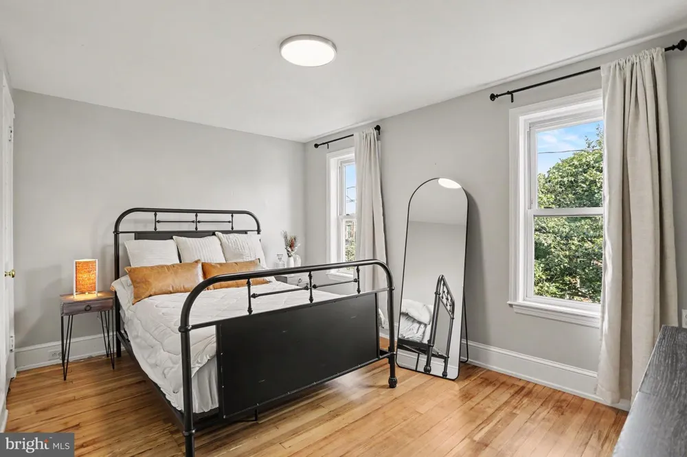 542 REYNOLDS Lancaster, PA 17602