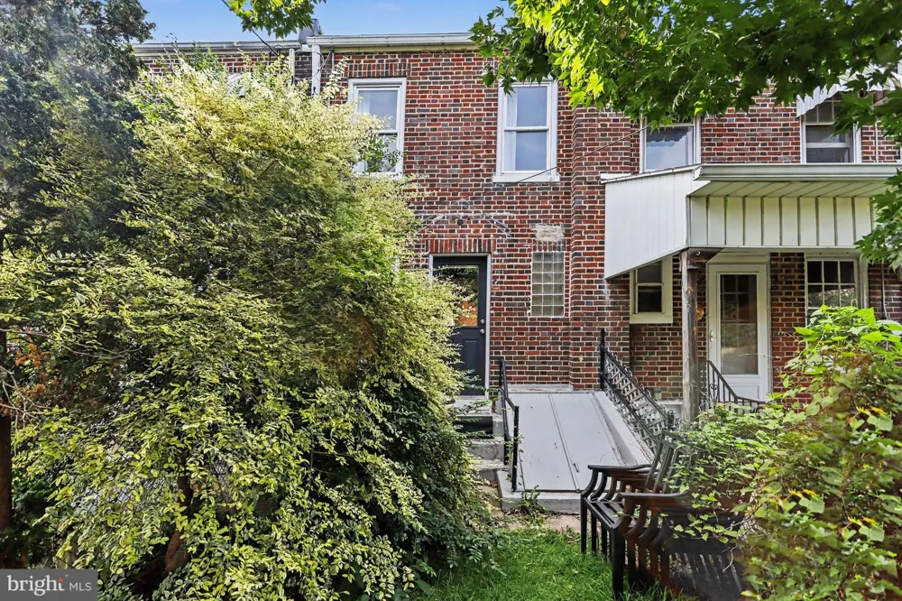 542 REYNOLDS Lancaster, PA 17602