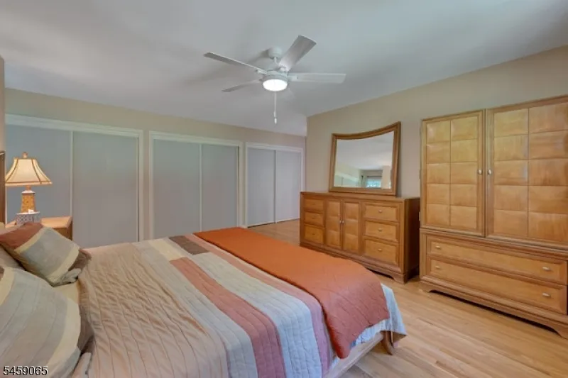 47 Long Ridge Rd Parsippany-Troy Hills, NJ 07869