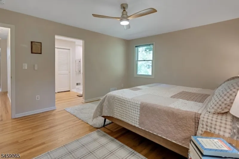 47 Long Ridge Rd Parsippany-Troy Hills, NJ 07869