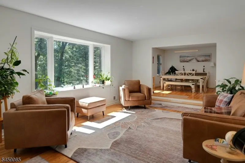 47 Long Ridge Rd Parsippany-Troy Hills, NJ 07869