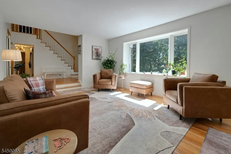 47 Long Ridge Rd Parsippany-Troy Hills, NJ 07869