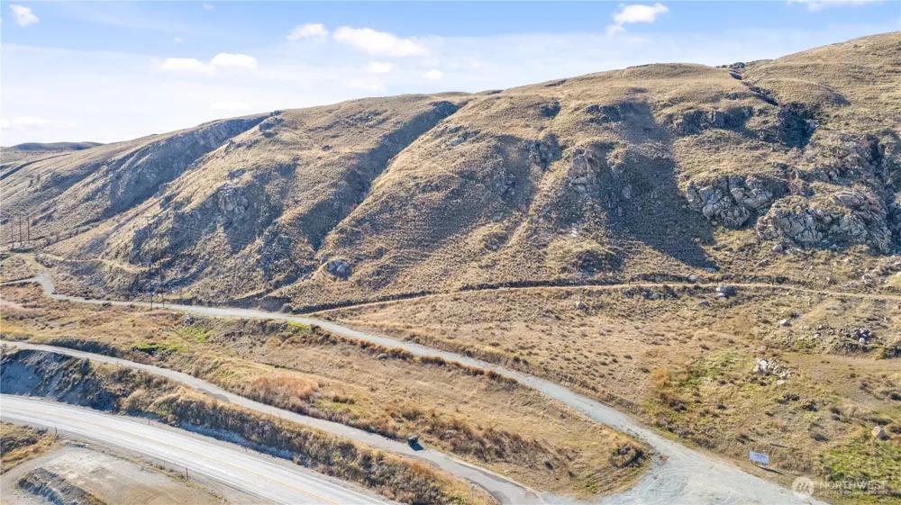 143 Morris Lane Bridgeport, WA 98813