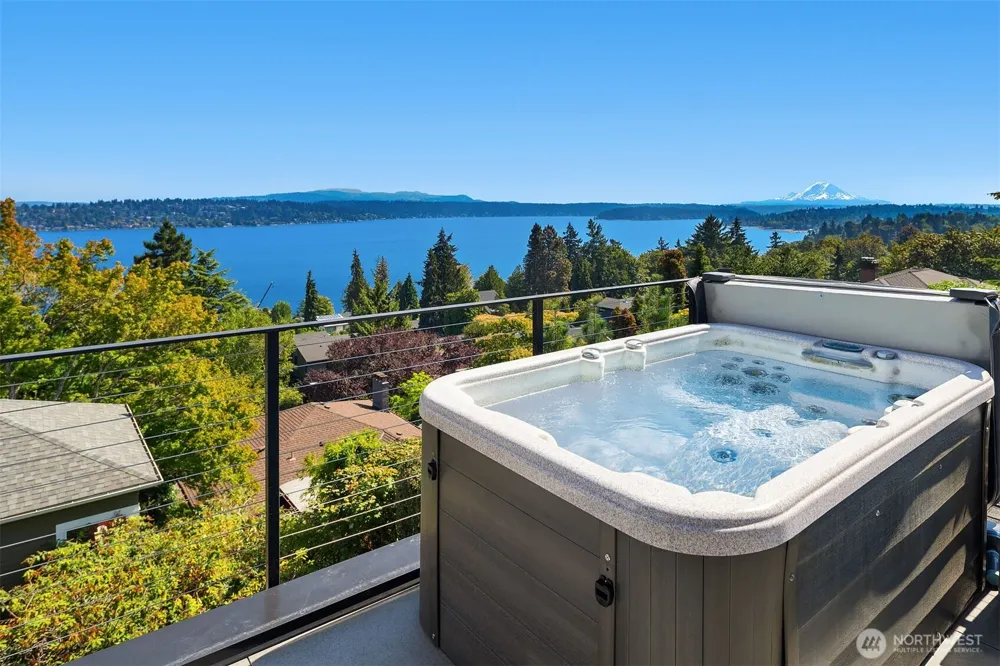 1512 32nd Avenue S Seattle, WA 98144
