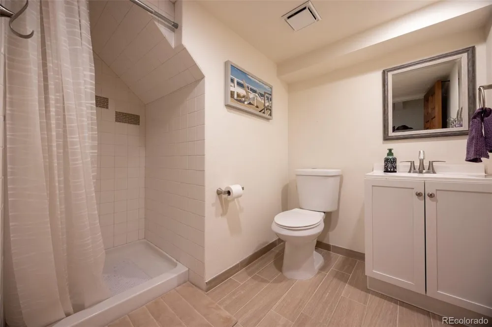 16821 E Hialeah Avenue Centennial, CO 80015