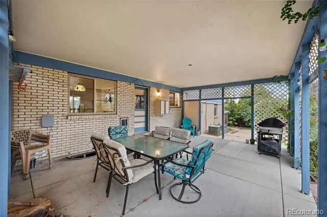 8301 Chase Drive Arvada, CO 80003