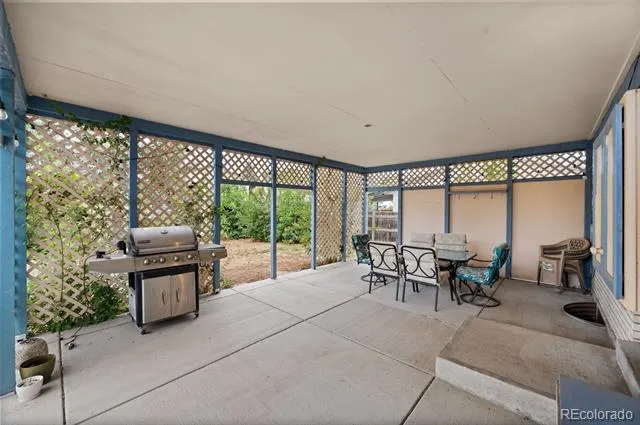 8301 Chase Drive Arvada, CO 80003
