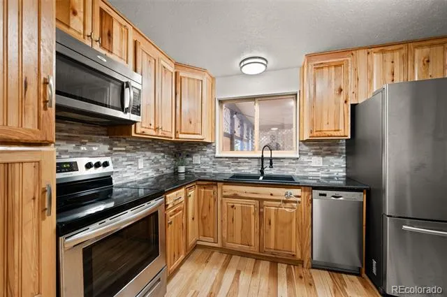 8301 Chase Drive Arvada, CO 80003