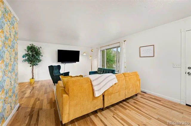 8301 Chase Drive Arvada, CO 80003