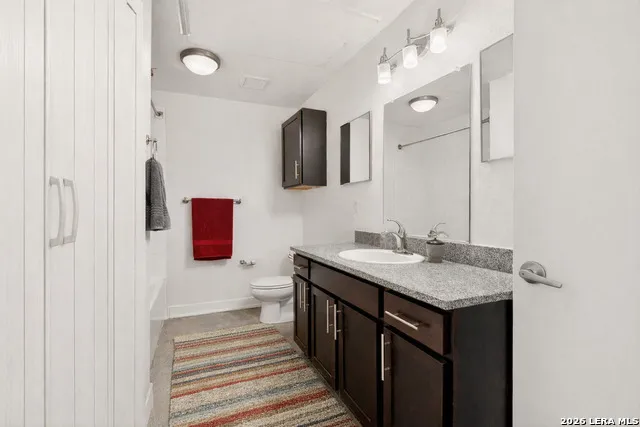 1401 S FLORES ST #APT 109 San Antonio, TX 78204