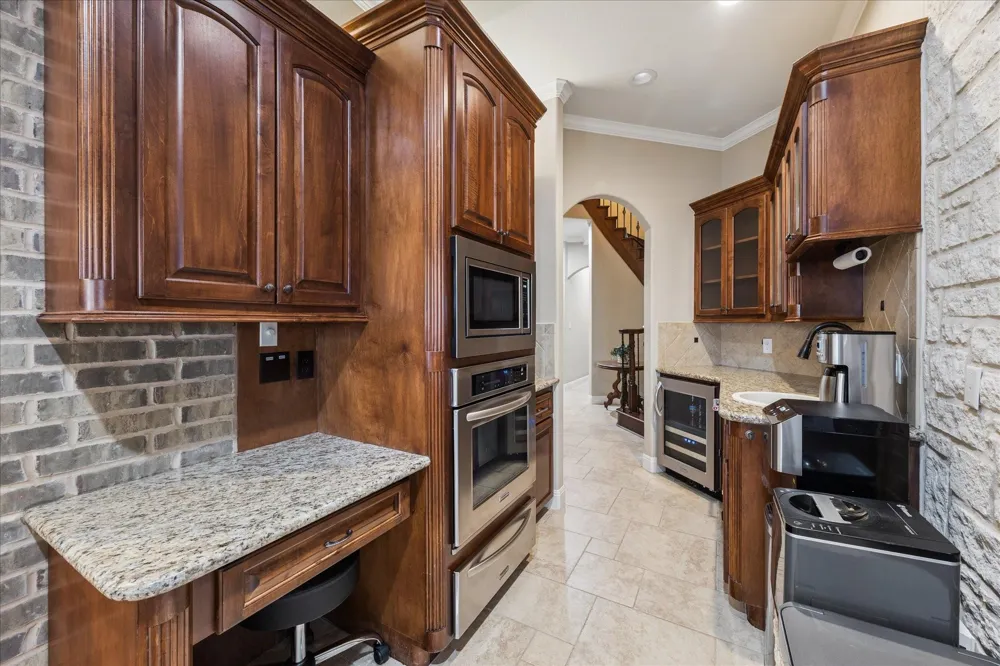 18 Lakeway Drive Coldspring, TX 77331