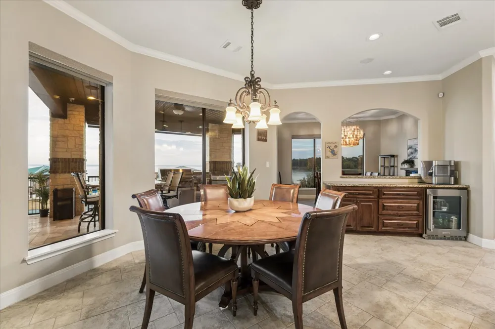 18 Lakeway Drive Coldspring, TX 77331