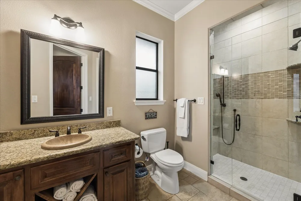 18 Lakeway Drive Coldspring, TX 77331