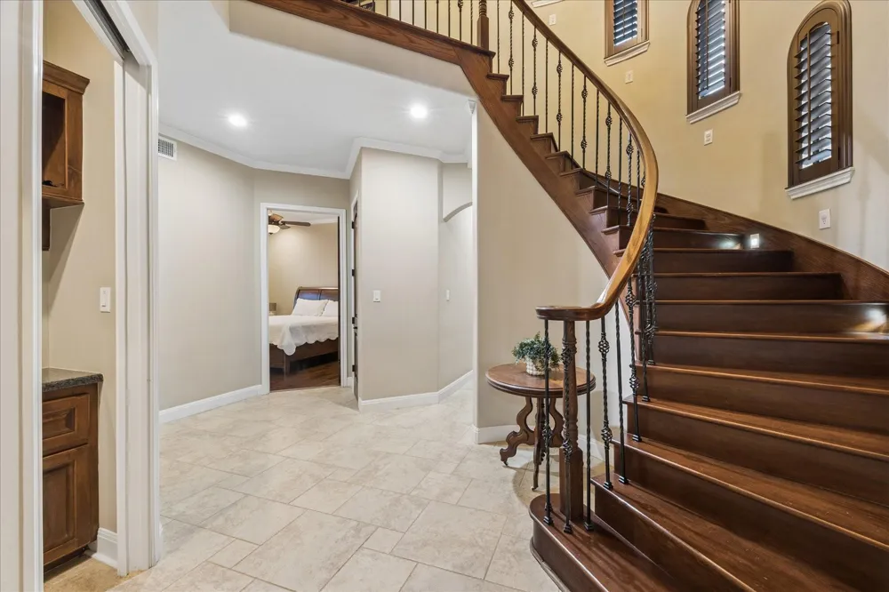 18 Lakeway Drive Coldspring, TX 77331
