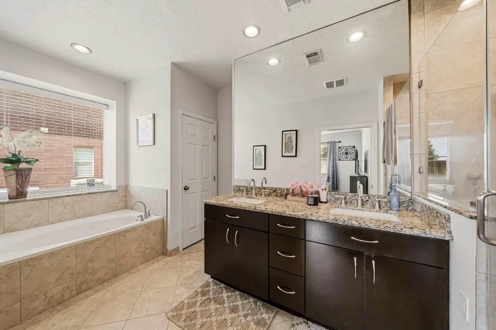 16527 Fondren Grove Drive Missouri City, TX 77489