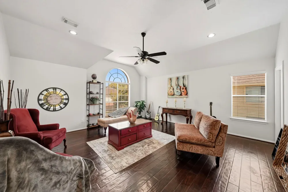 16527 Fondren Grove Drive Missouri City, TX 77489