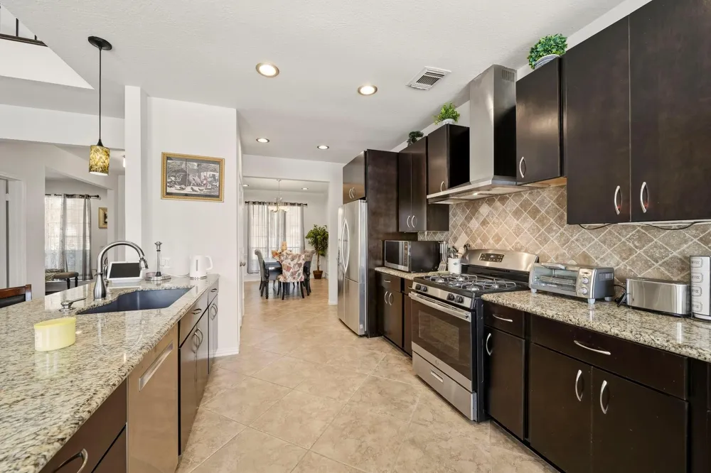 16527 Fondren Grove Drive Missouri City, TX 77489