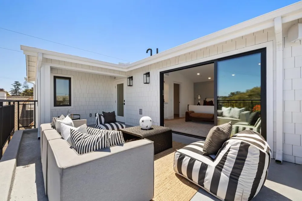 270 Normandy Lane Carlsbad, CA 92008