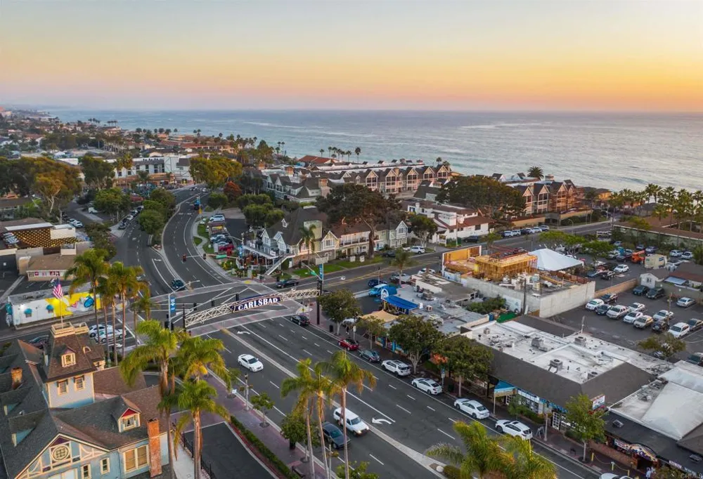 270 Normandy Lane Carlsbad, CA 92008