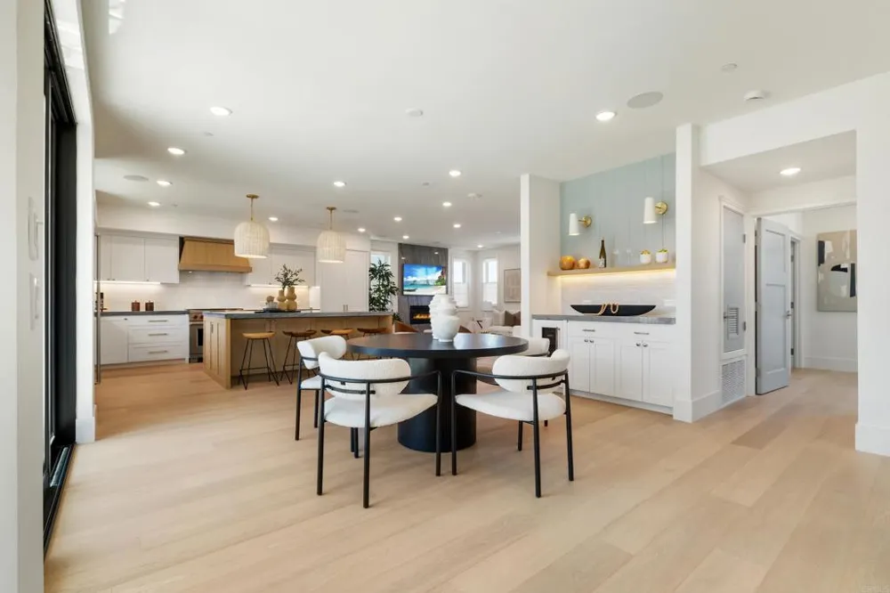 270 Normandy Lane Carlsbad, CA 92008