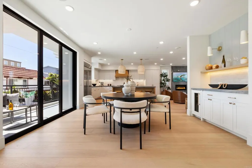 270 Normandy Lane Carlsbad, CA 92008