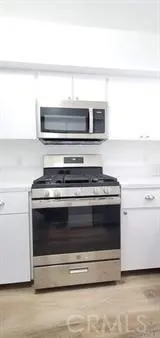 7900 Woodman Avenue #105 Panorama City, CA 91402