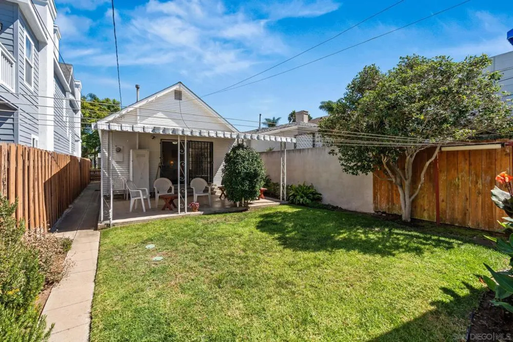 450 J Coronado, CA 92118