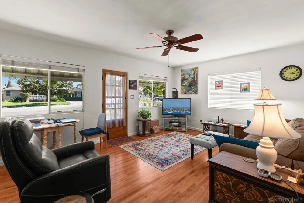 450 J Coronado, CA 92118