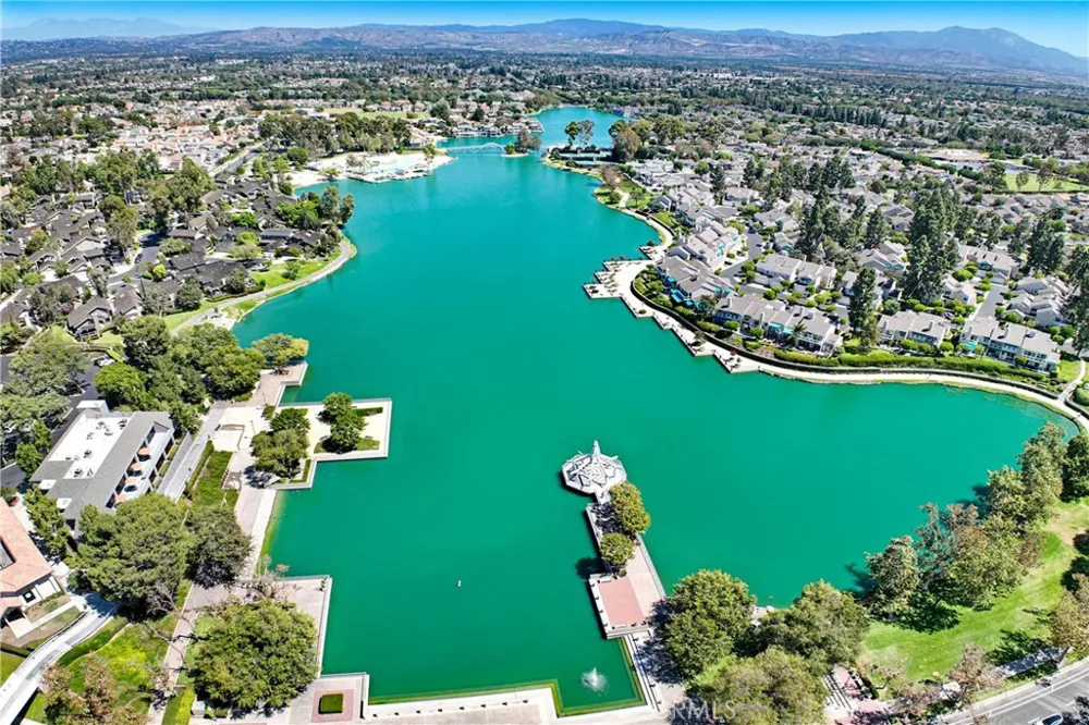 61 W Yale Loop Irvine, CA 92604