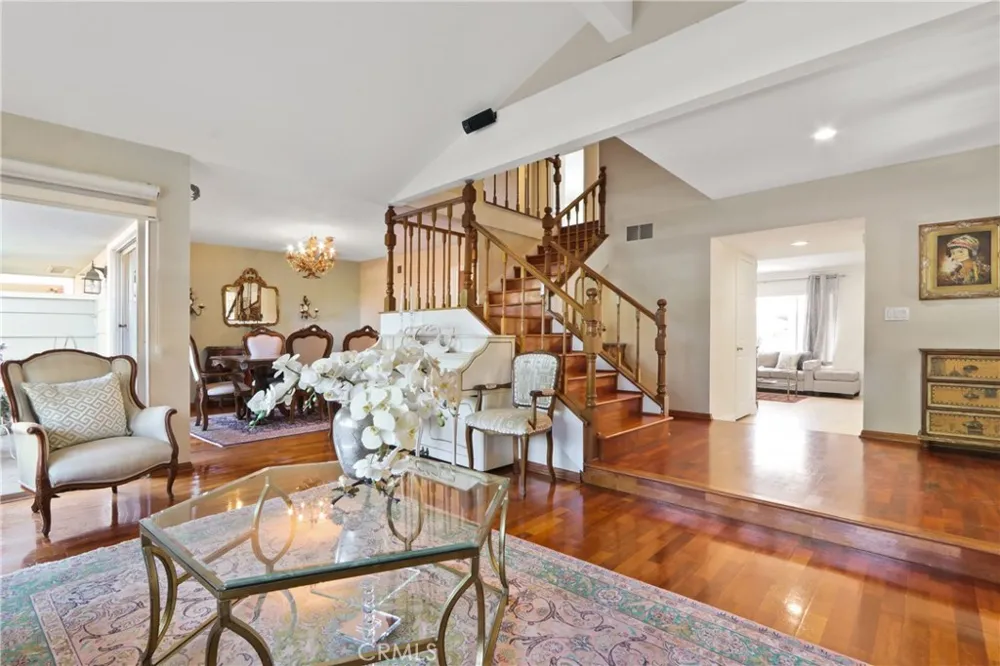 61 W Yale Loop Irvine, CA 92604