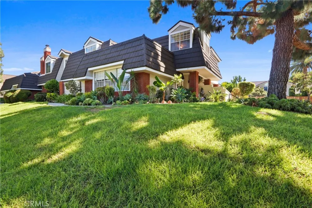 61 W Yale Loop Irvine, CA 92604