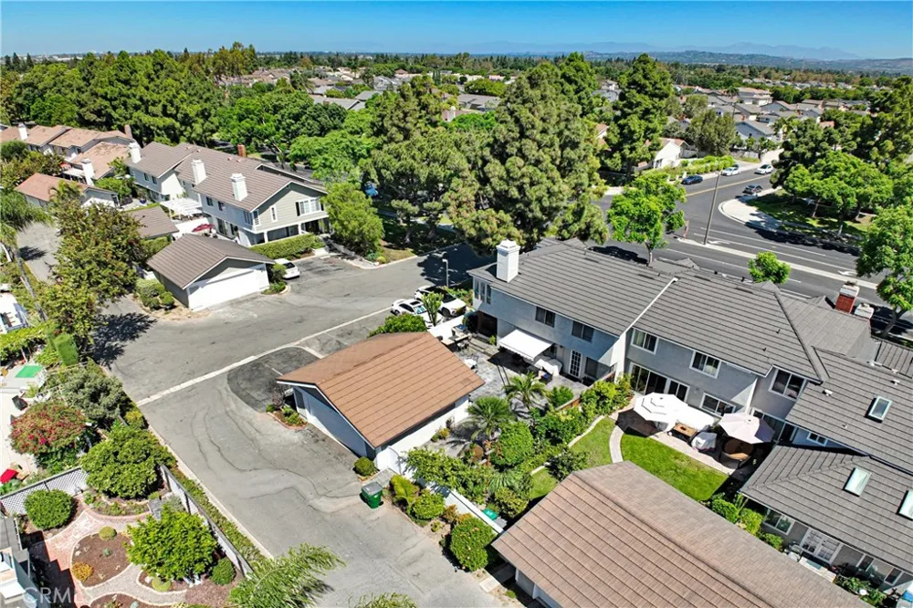 61 W Yale Loop Irvine, CA 92604