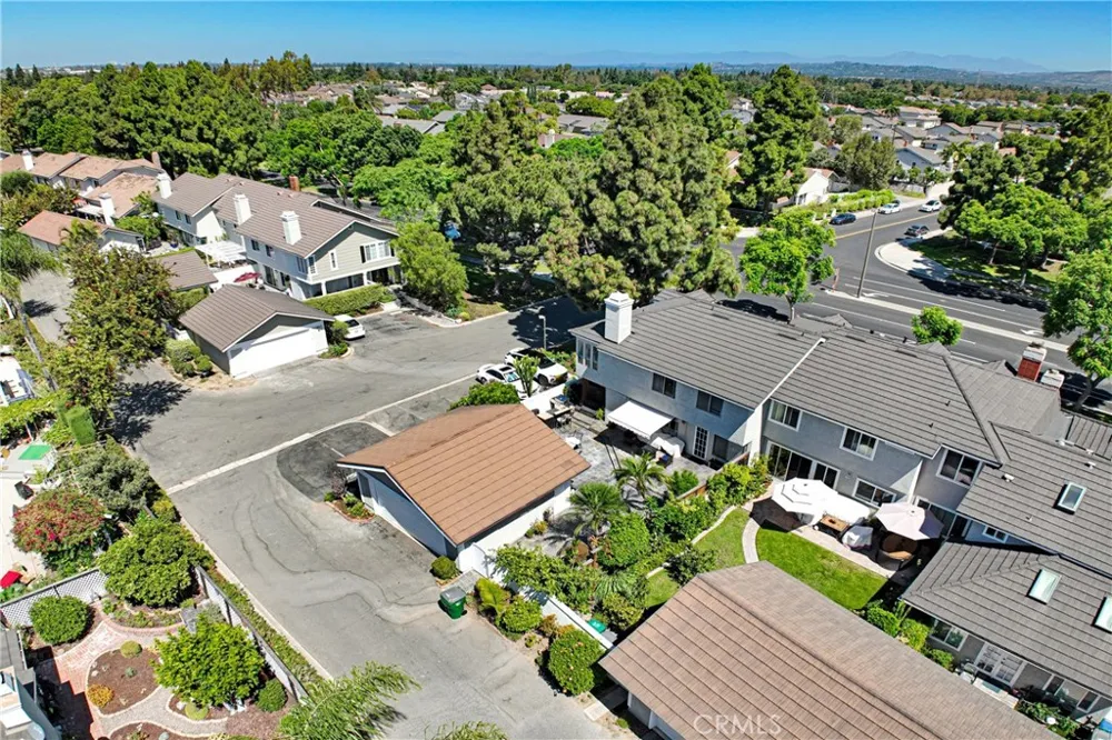 61 W Yale Loop Irvine, CA 92604