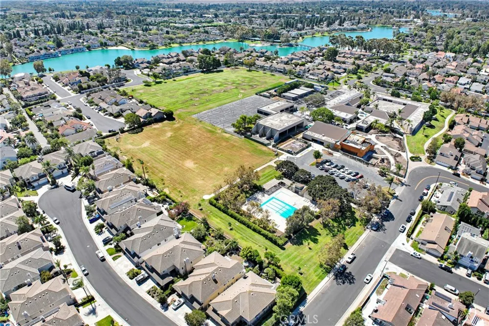 61 W Yale Loop Irvine, CA 92604