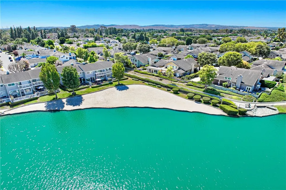 61 W Yale Loop Irvine, CA 92604
