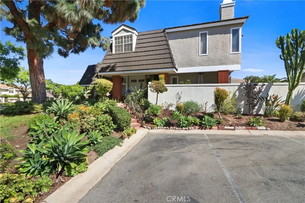 61 W Yale Loop Irvine, CA 92604