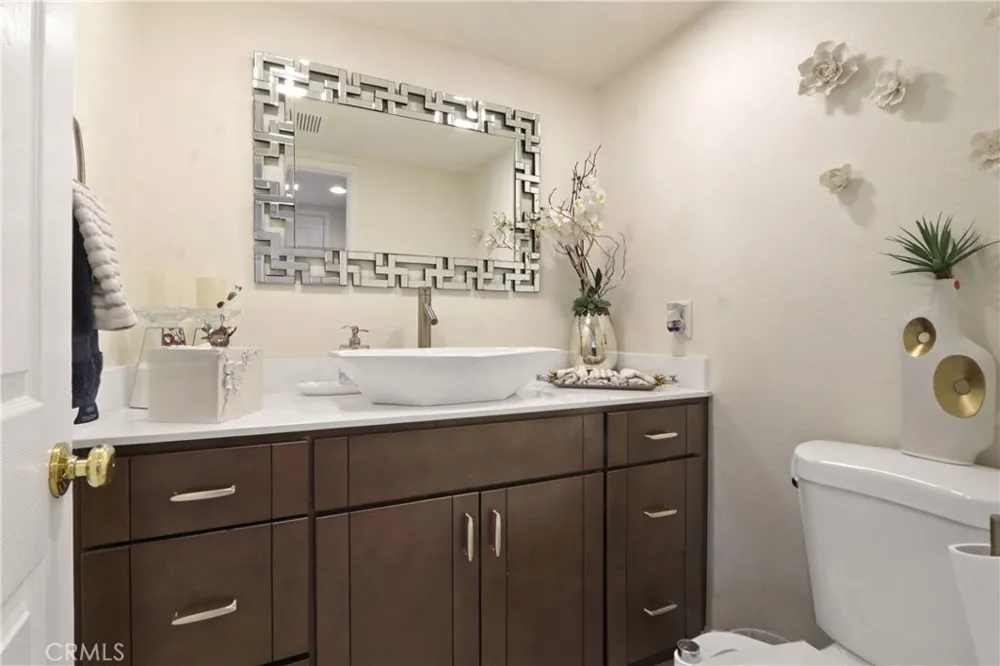 61 W Yale Loop Irvine, CA 92604