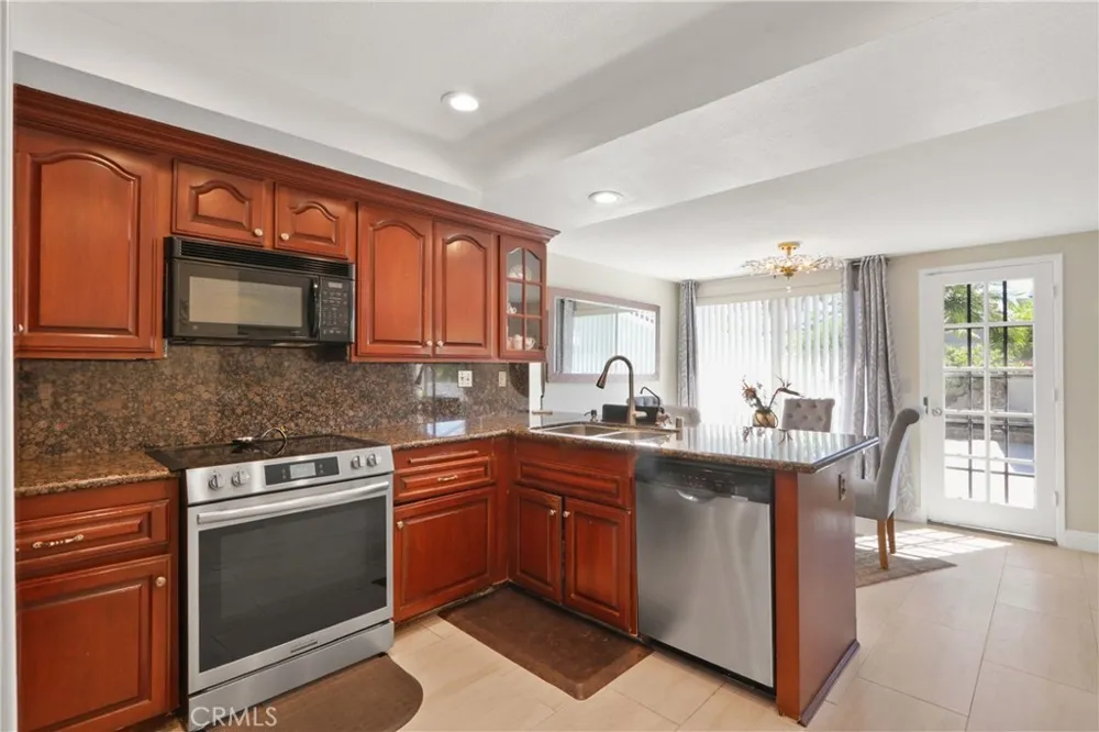 61 W Yale Loop Irvine, CA 92604