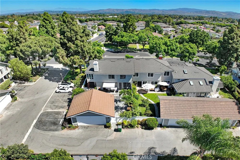 61 W Yale Loop Irvine, CA 92604